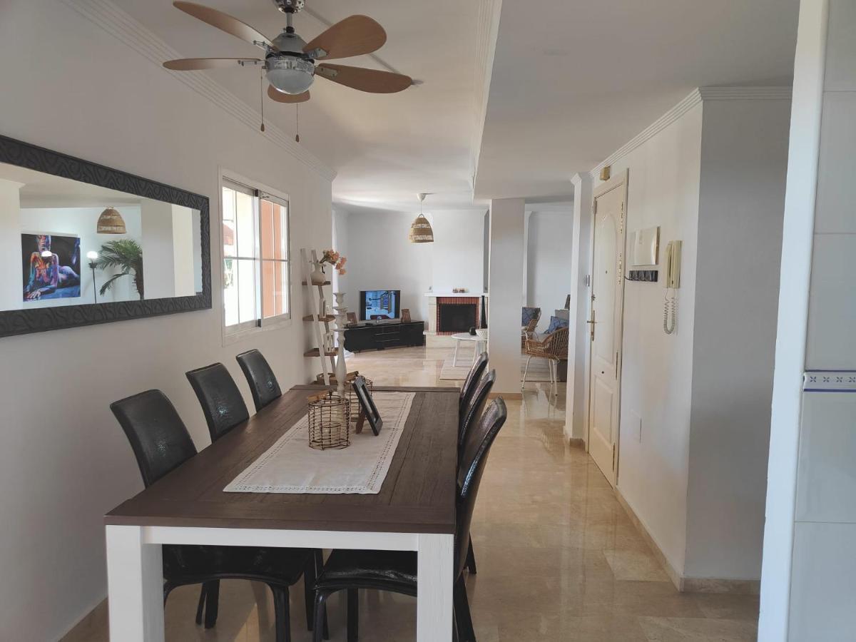 Center Beach 2 Beds Appartement Elviria マルベーリャ エクステリア 写真