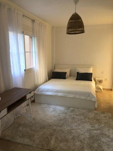 Center Beach 2 Beds Appartement Elviria マルベーリャ エクステリア 写真