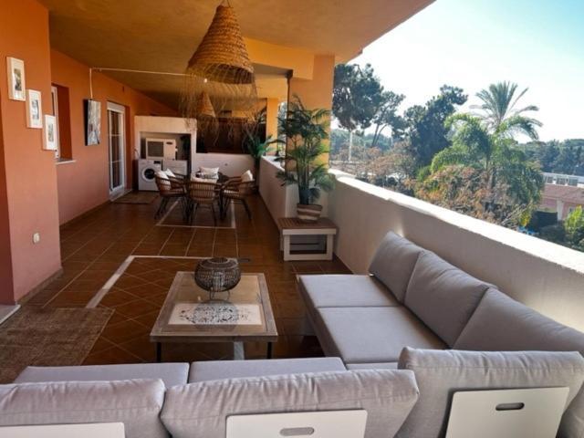 Center Beach 2 Beds Appartement Elviria マルベーリャ エクステリア 写真