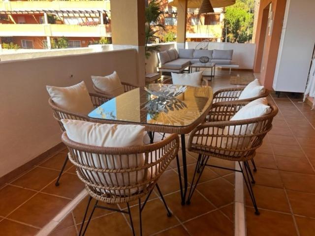 Center Beach 2 Beds Appartement Elviria マルベーリャ エクステリア 写真