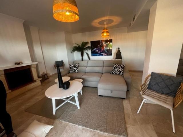 Center Beach 2 Beds Appartement Elviria マルベーリャ エクステリア 写真